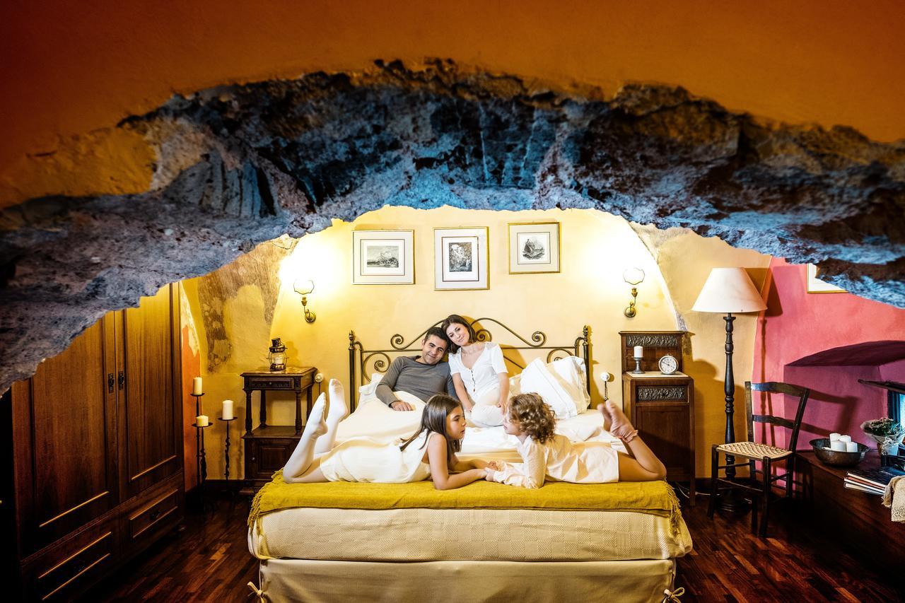 Cerami15 Apartment คาตาเนีย ภายนอก รูปภาพ